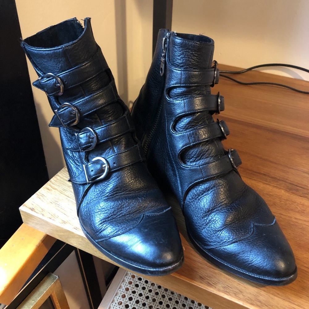 Modern Vice Custom Black Leather Boots!